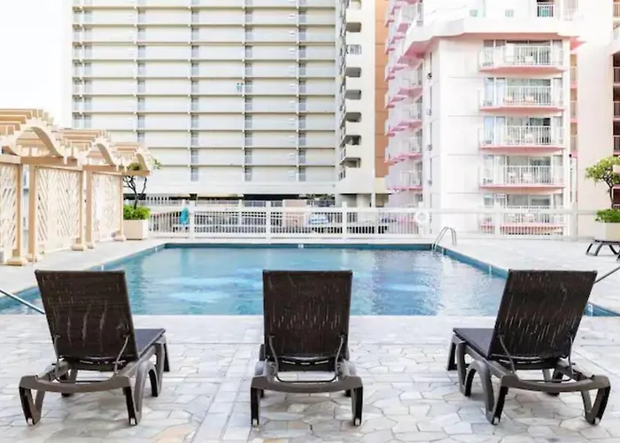 Waikiki Beach 1Bedroom Luxury Condo!
